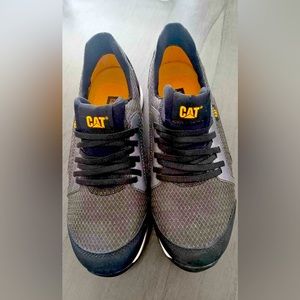 Women’s brand new, never worn. steal toe shoes made by CAT.